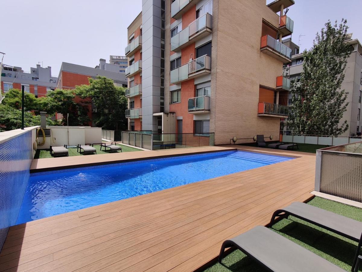Magnificent Apartment Close To The Beach Sant Adria de Besos Exterior foto